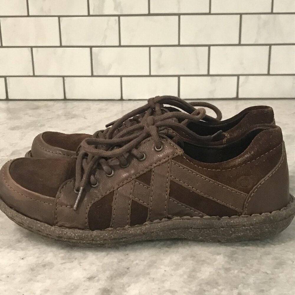 Born Shoes Womens Size 7.5 Brown Lace Up Sneakers Leather Suede Casual Low Top - Picture 5 of 8